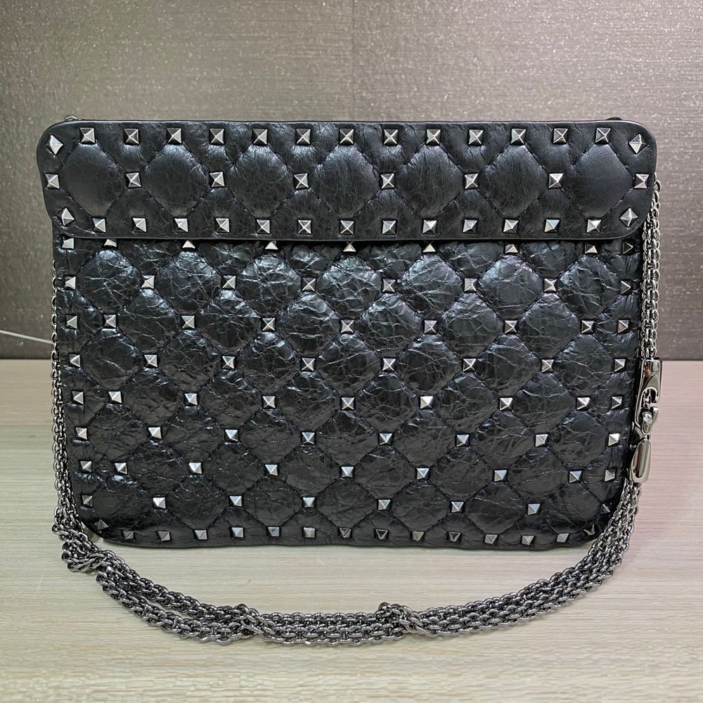 VALENTINO MEDIUM ROCKSTUD LEATHER CHAIN BAG - Picture 8 of 14